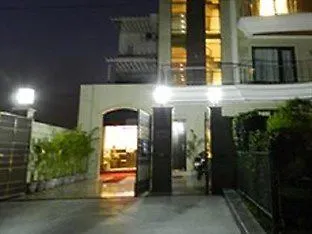 Hotel Golf View Suites-Golf Course Road Gurgaon