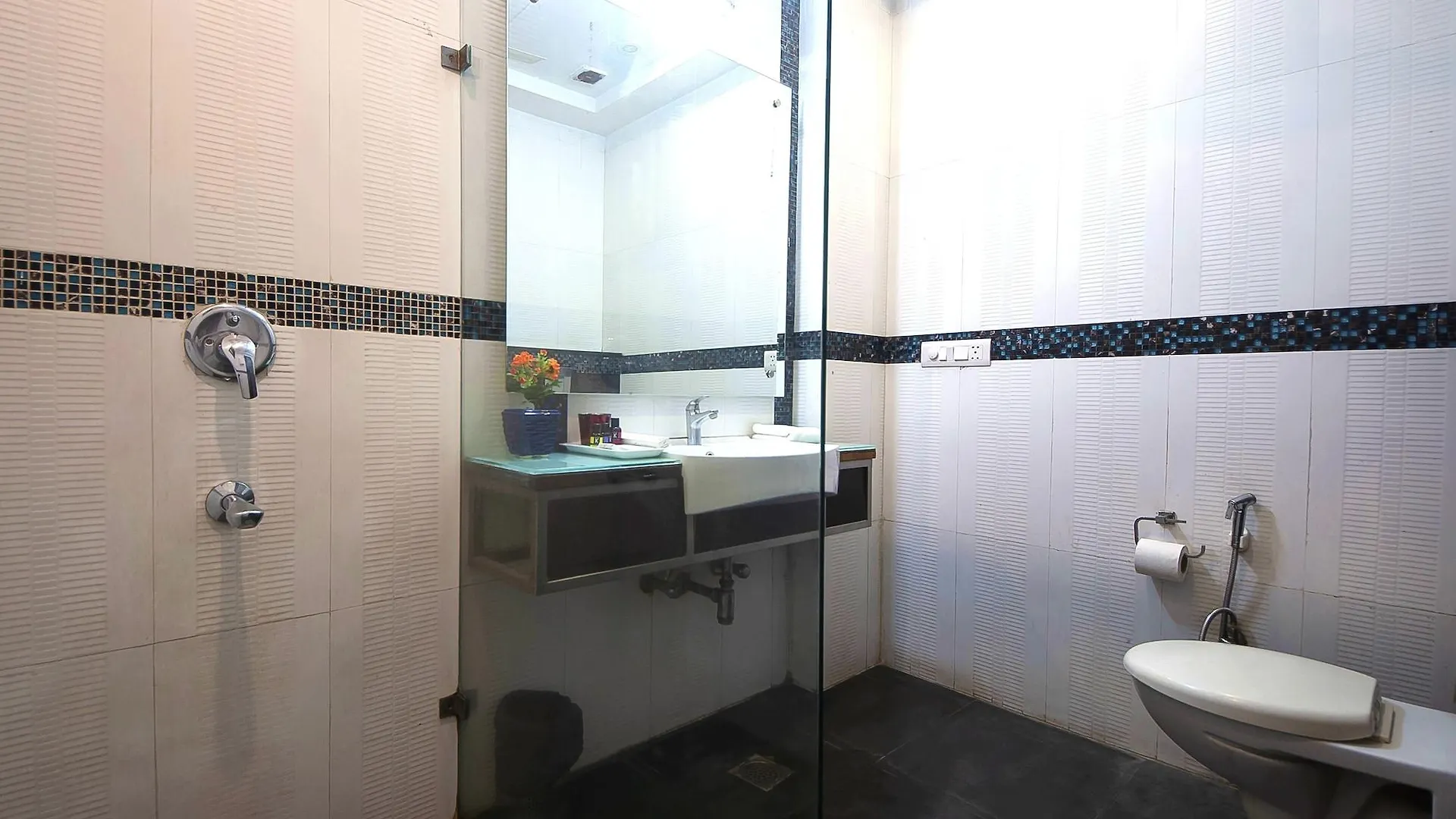 Hotel Golf View Suites-Golf Course Road Gurgaon